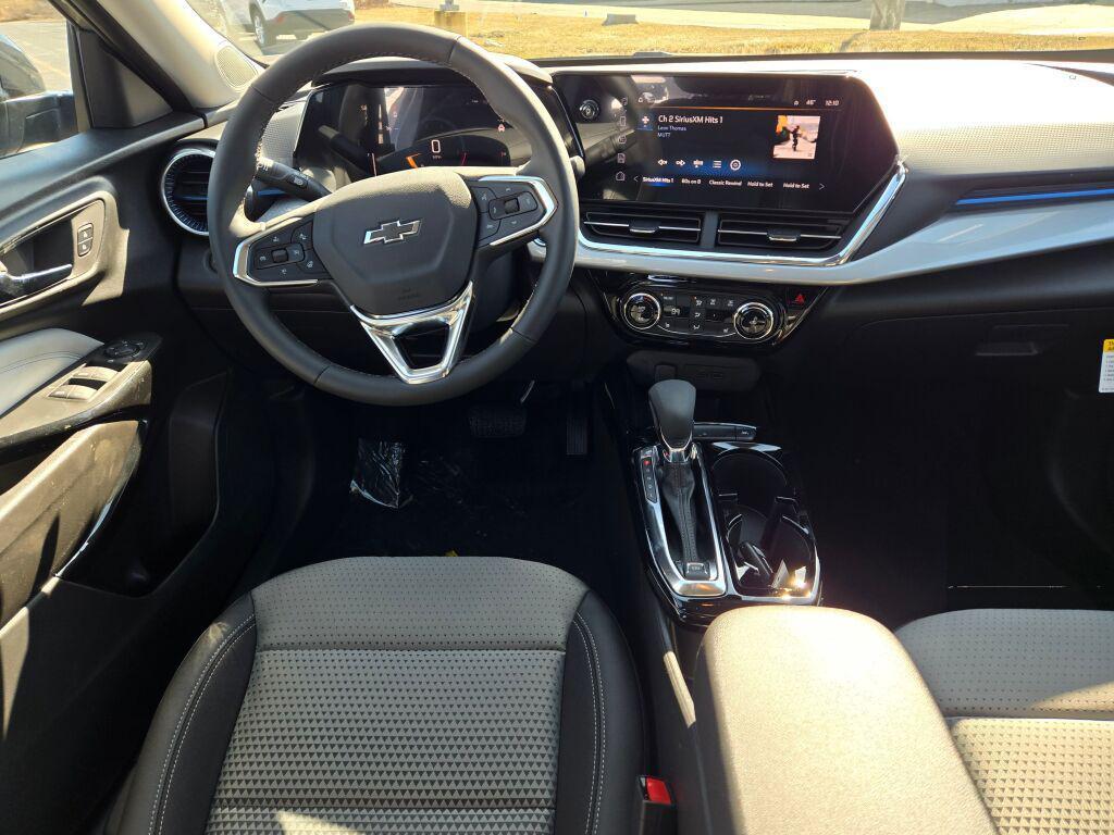 new 2026 Chevrolet Trax car, priced at $25,285