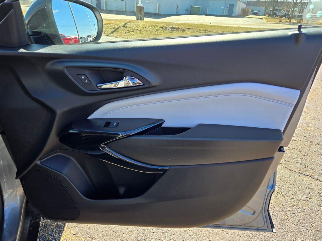 new 2026 Chevrolet Trax car, priced at $25,285