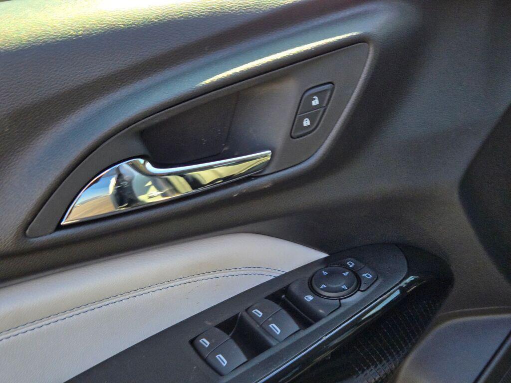 new 2026 Chevrolet Trax car, priced at $25,285