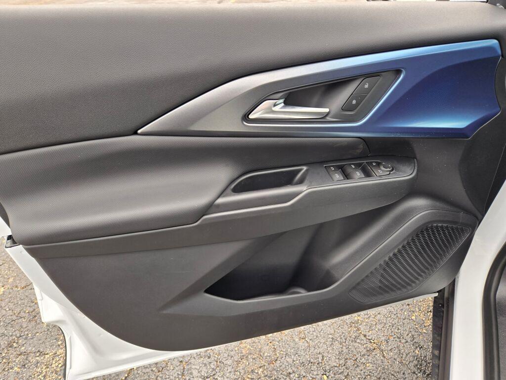 new 2026 Chevrolet Equinox EV car, priced at $31,078