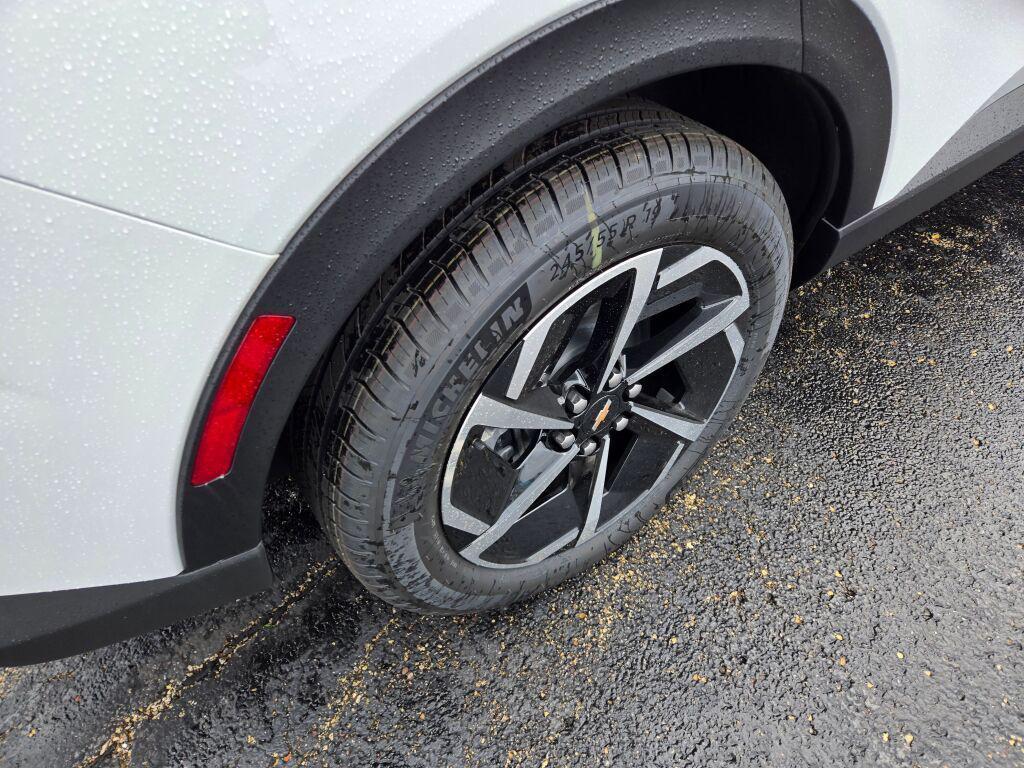 new 2026 Chevrolet Equinox EV car, priced at $31,078