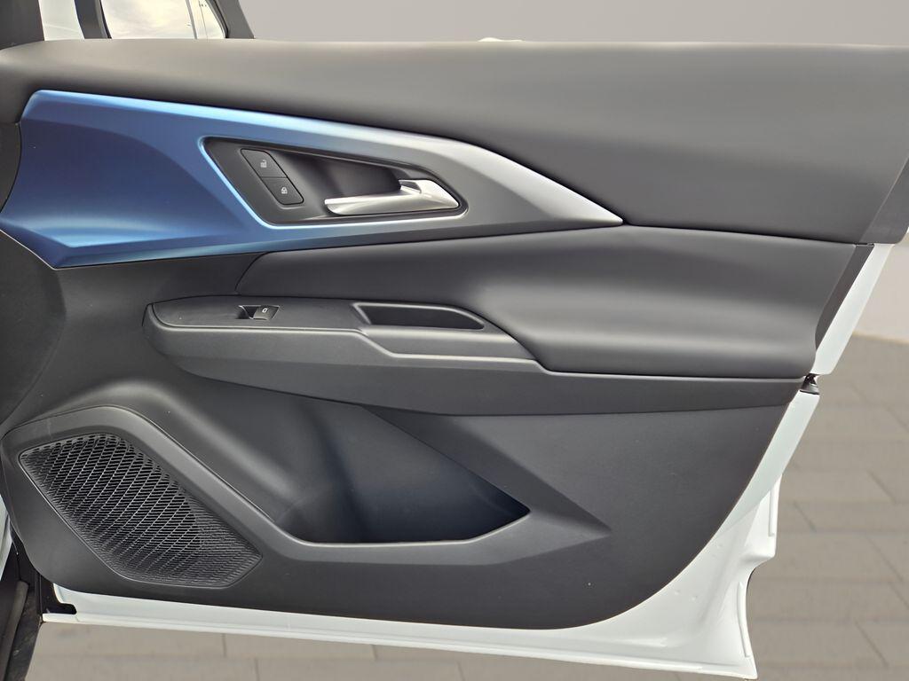 new 2026 Chevrolet Equinox EV car, priced at $31,078