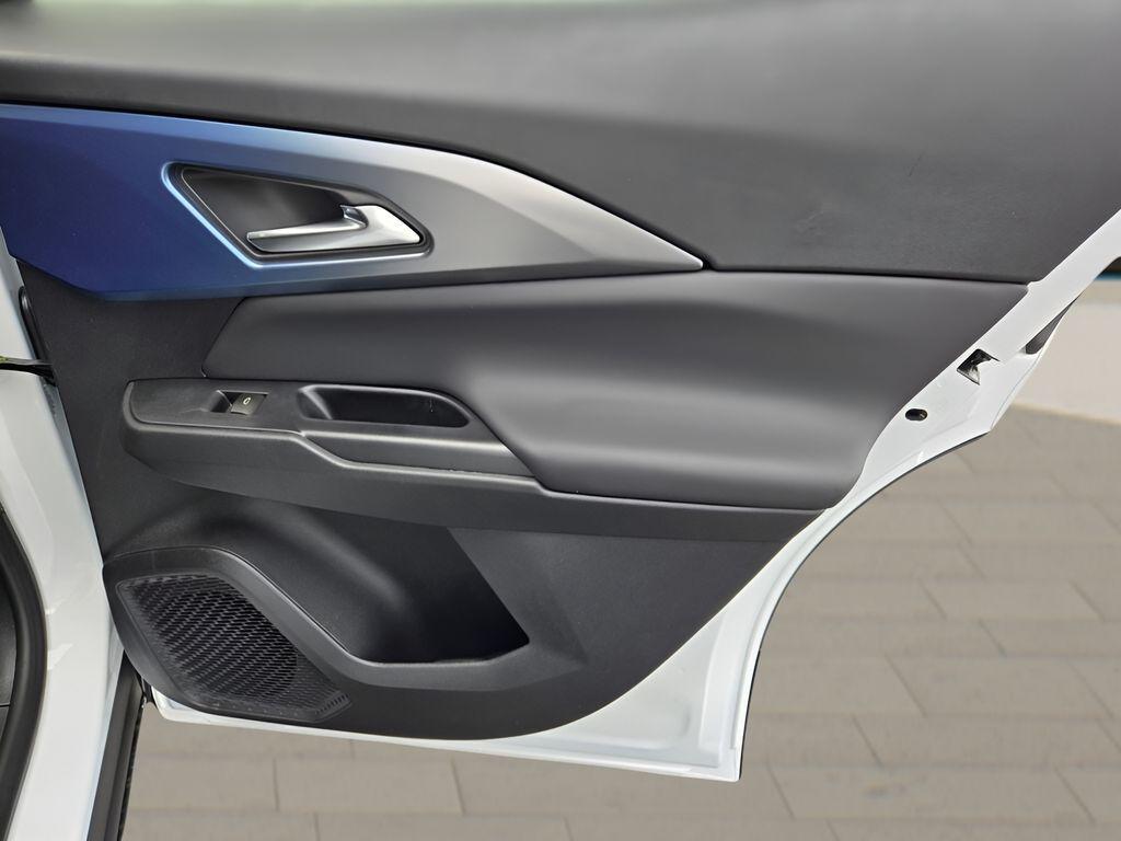 new 2026 Chevrolet Equinox EV car, priced at $31,078