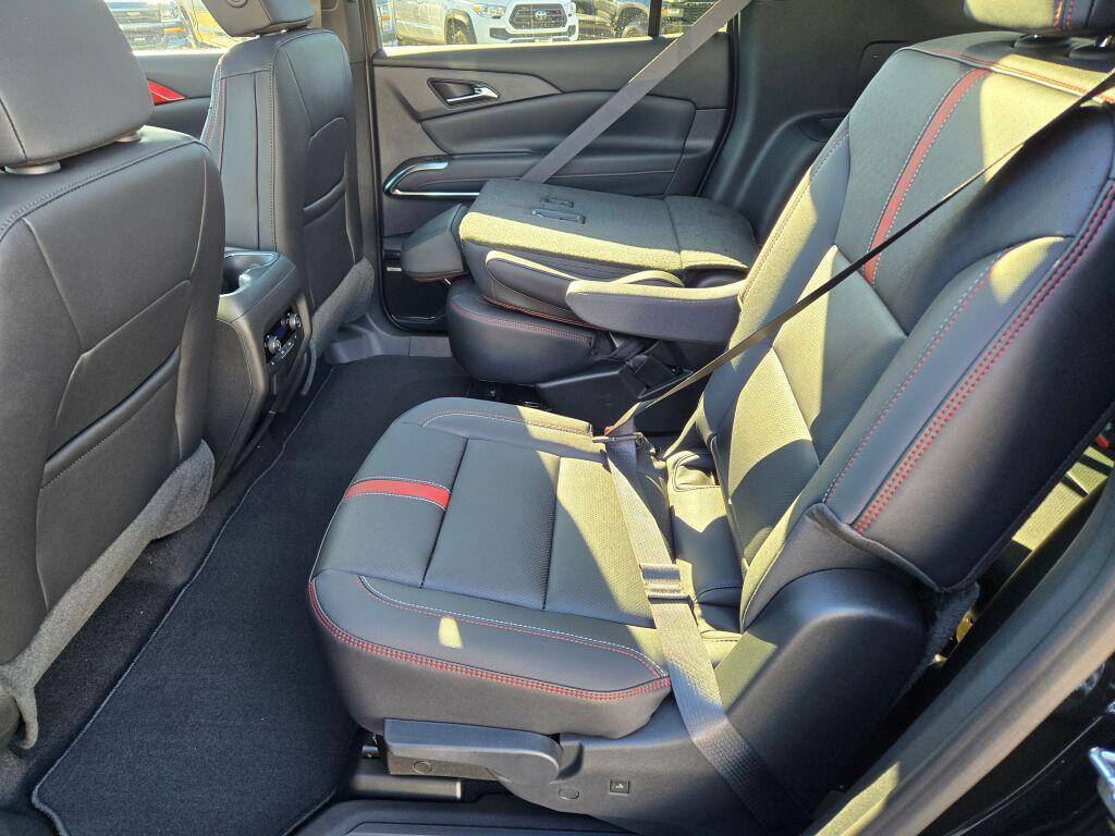 new 2026 Chevrolet Traverse car, priced at $54,091