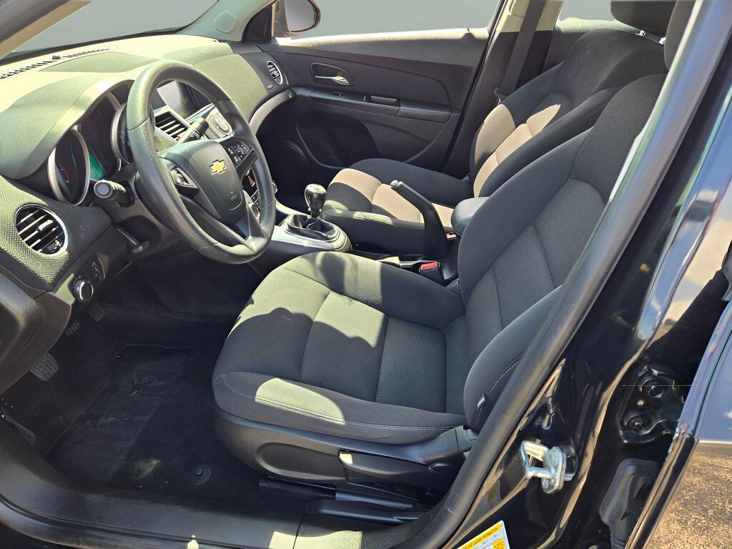 used 2015 Chevrolet Cruze car, priced at $6,350