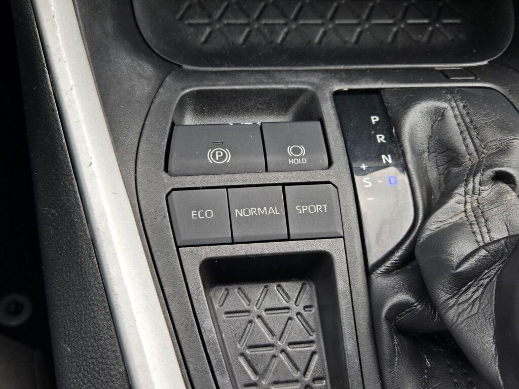 used 2021 Toyota RAV4 car, priced at $21,850