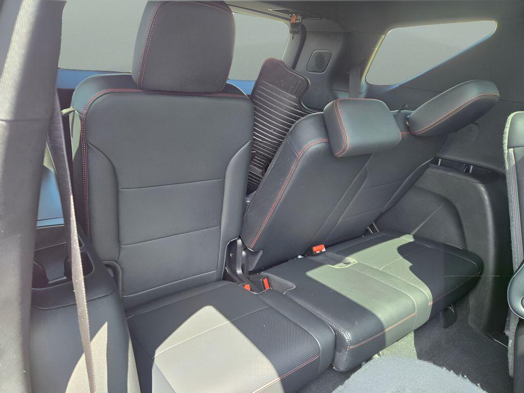 used 2024 Chevrolet Traverse car, priced at $49,825