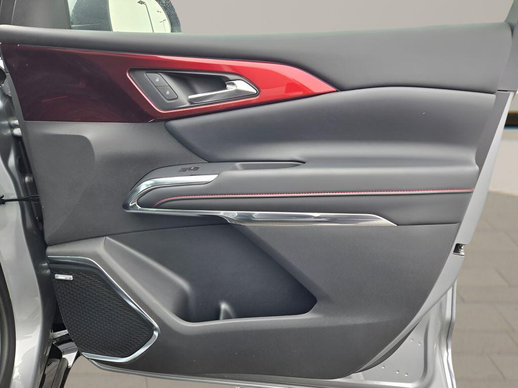 new 2026 Chevrolet Traverse car, priced at $54,091