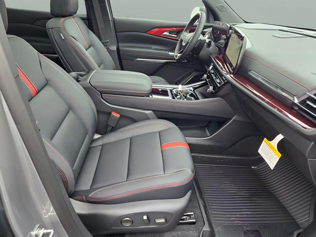 new 2026 Chevrolet Traverse car, priced at $54,091