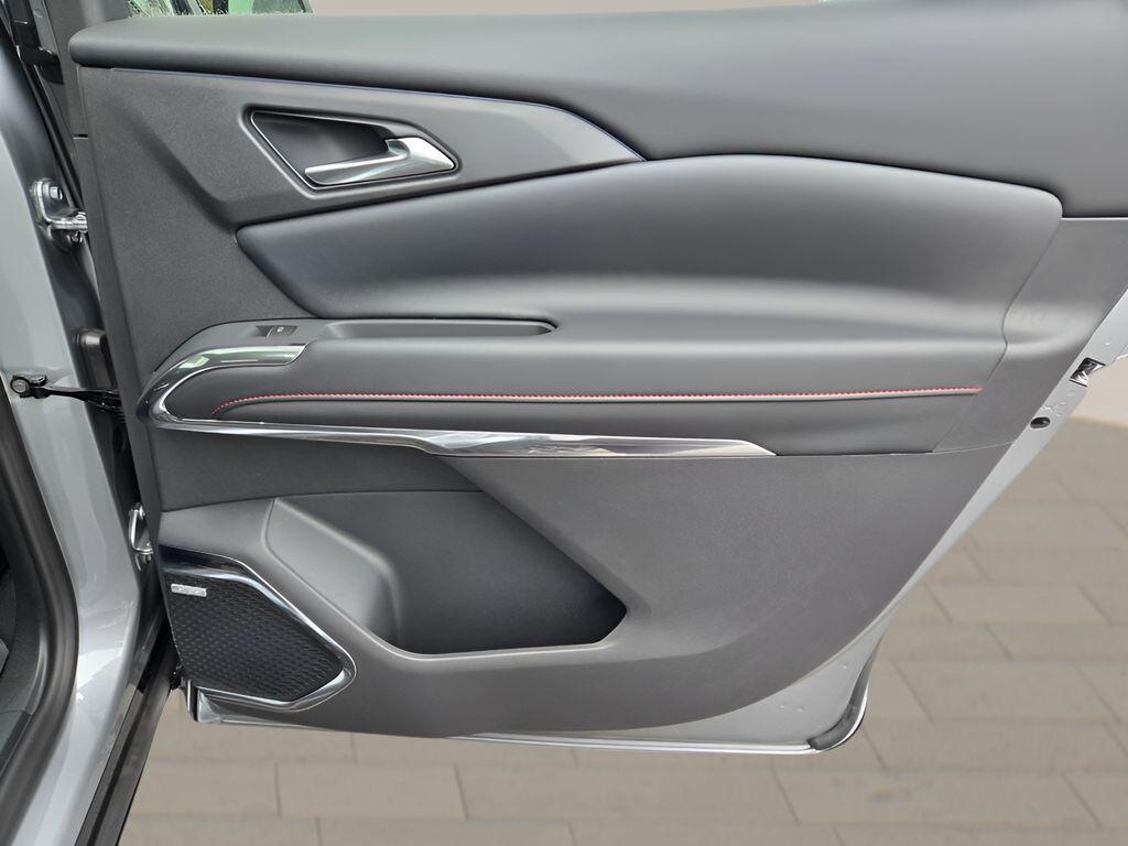 new 2026 Chevrolet Traverse car, priced at $54,091