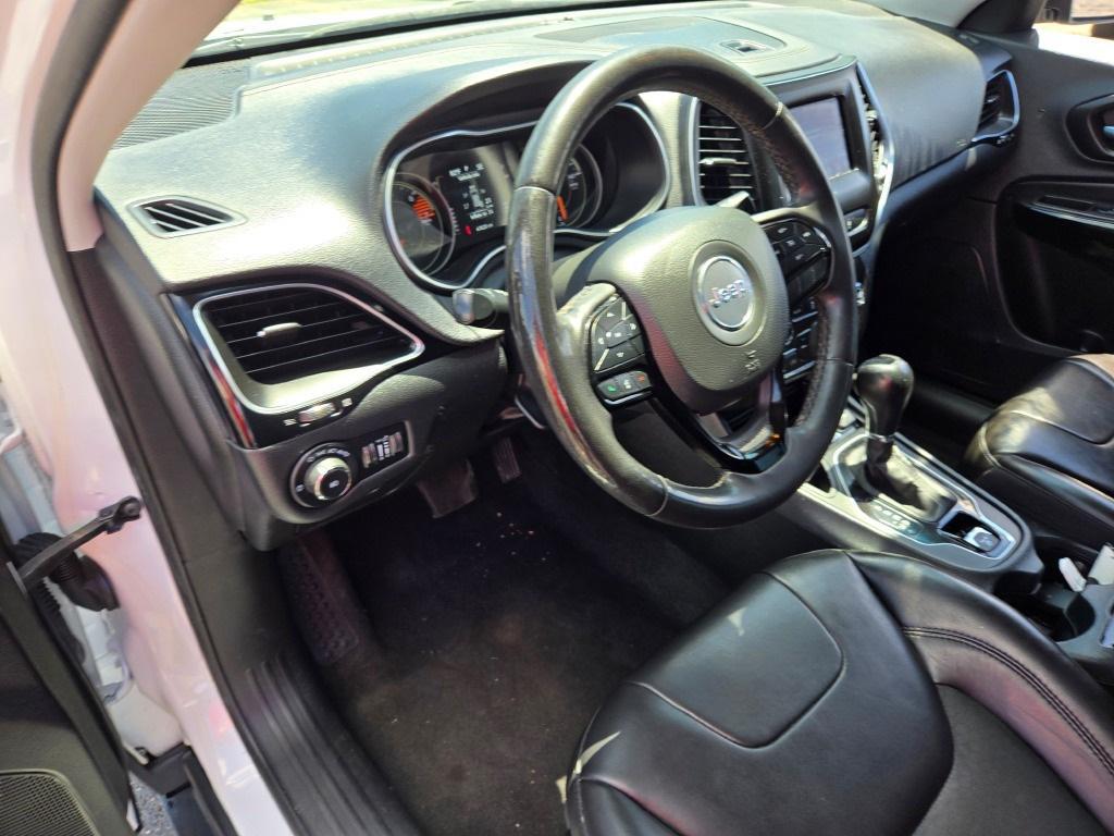 used 2021 Jeep Cherokee car, priced at $16,400