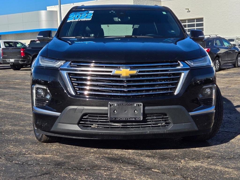 used 2022 Chevrolet Traverse car, priced at $29,950