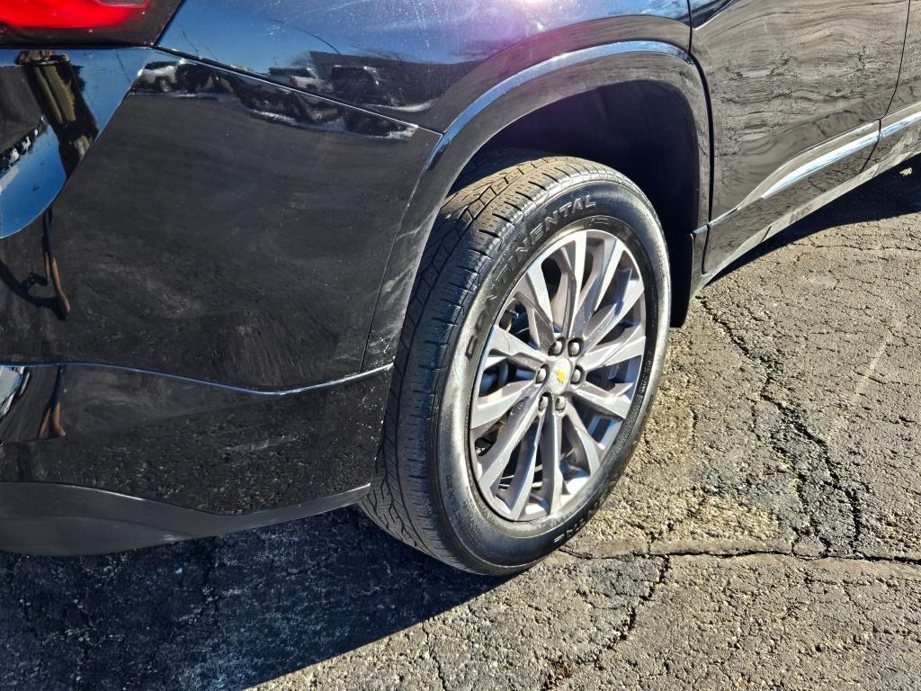 used 2022 Chevrolet Traverse car, priced at $29,950