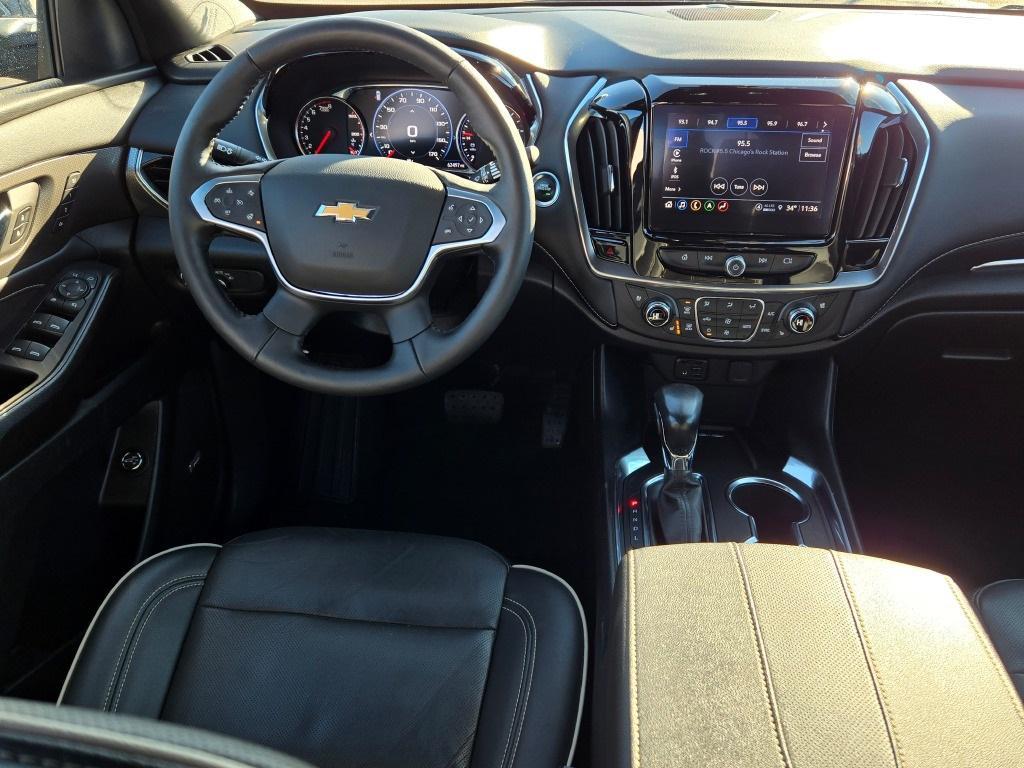 used 2022 Chevrolet Traverse car, priced at $29,950
