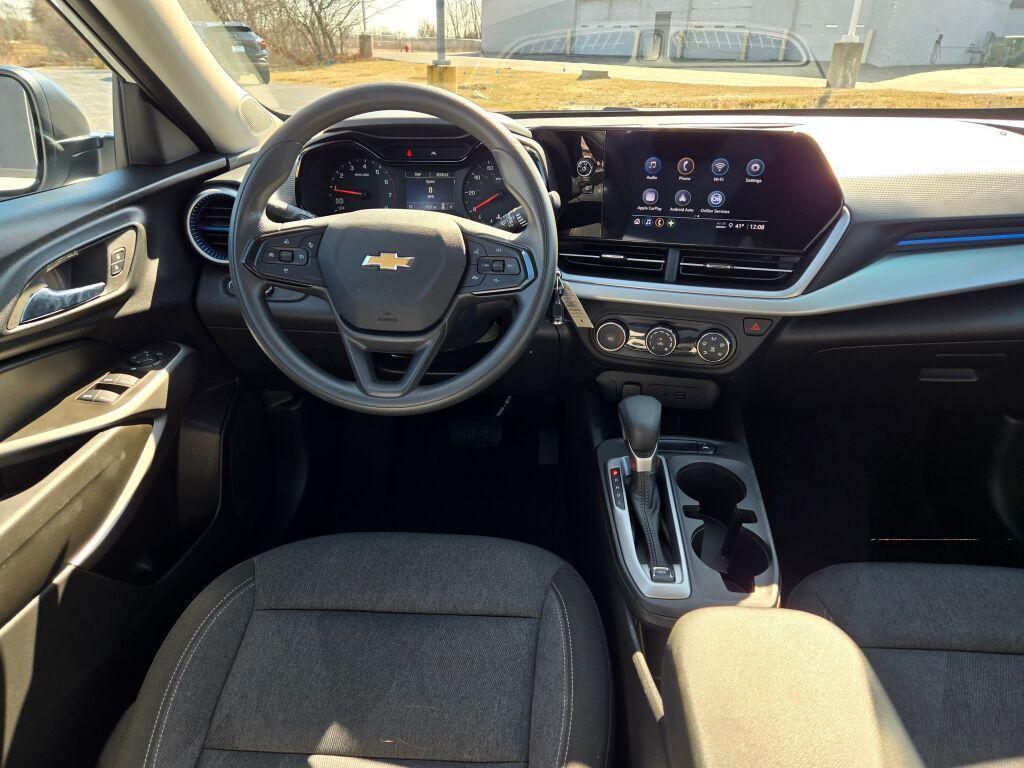 used 2024 Chevrolet Trax car, priced at $19,450