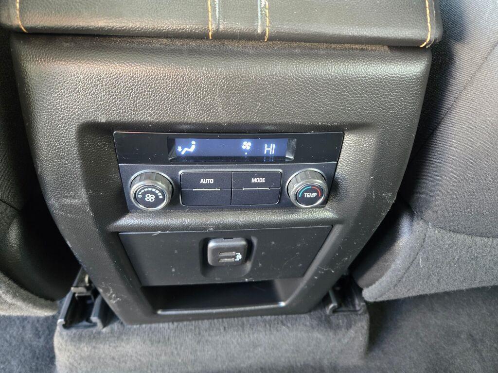 used 2020 Chevrolet Traverse car, priced at $21,525