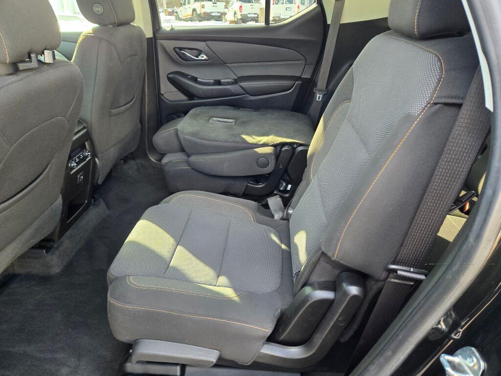 used 2020 Chevrolet Traverse car, priced at $21,525