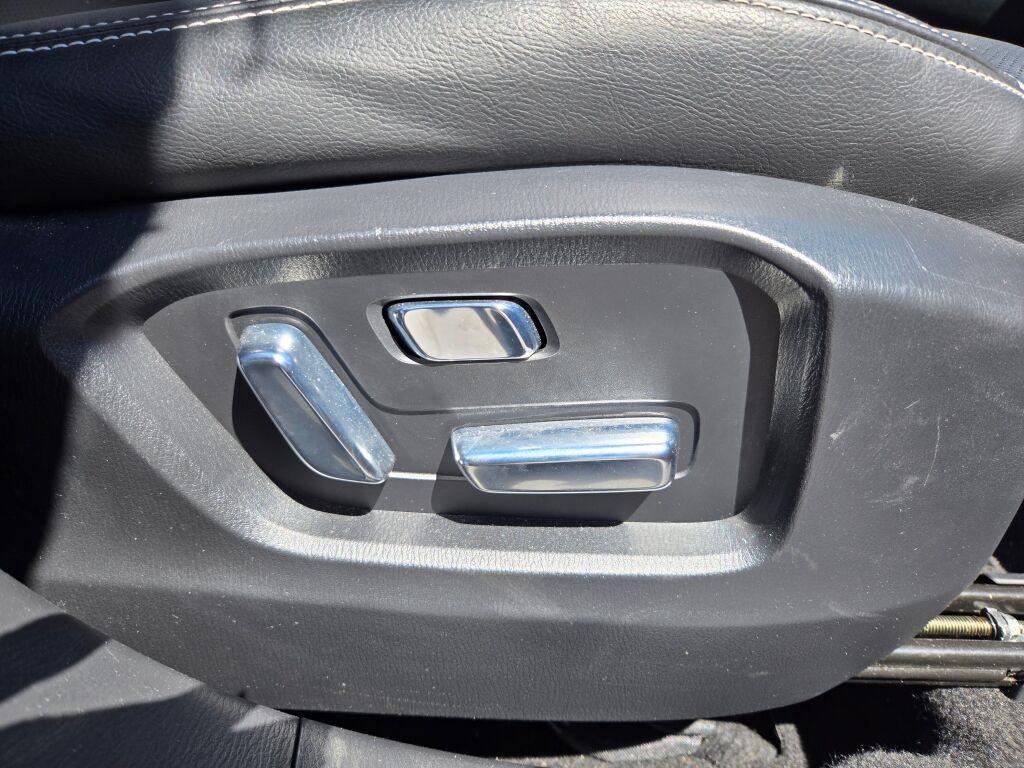 used 2023 Mazda CX-9 car, priced at $28,600