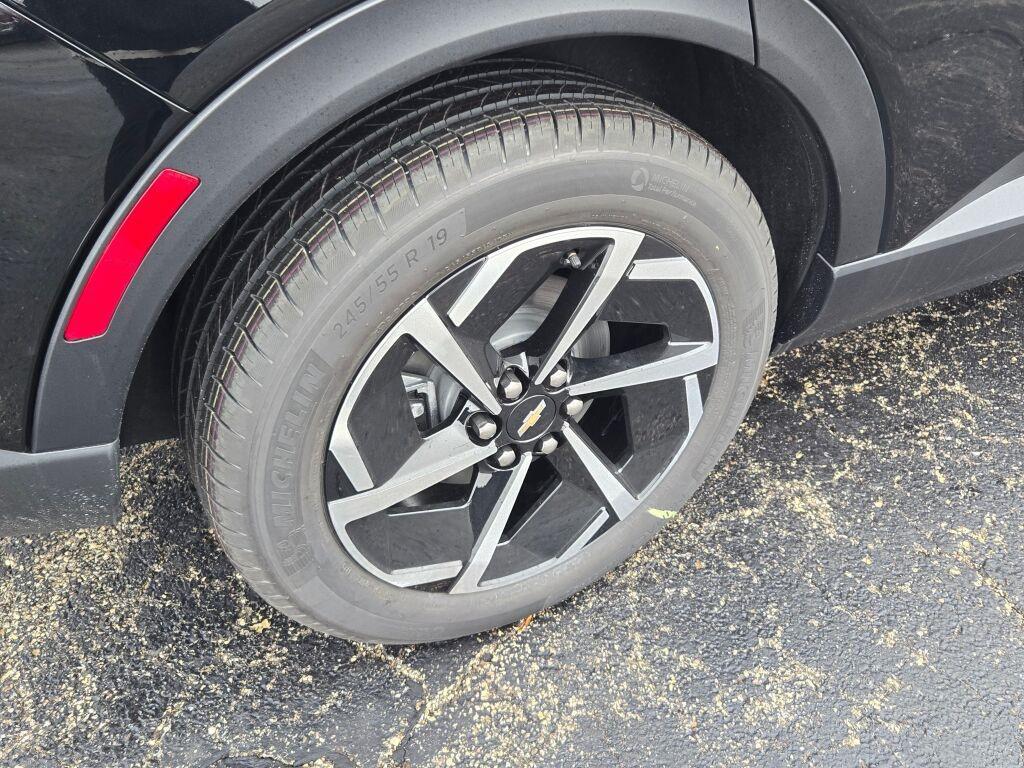 new 2026 Chevrolet Equinox EV car, priced at $34,938