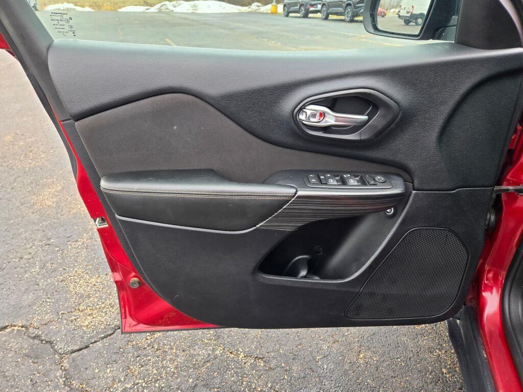 used 2017 Jeep Cherokee car, priced at $10,550