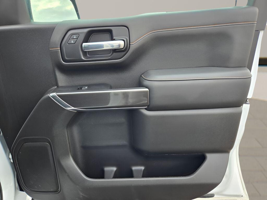 used 2022 GMC Sierra 1500 car, priced at $44,825
