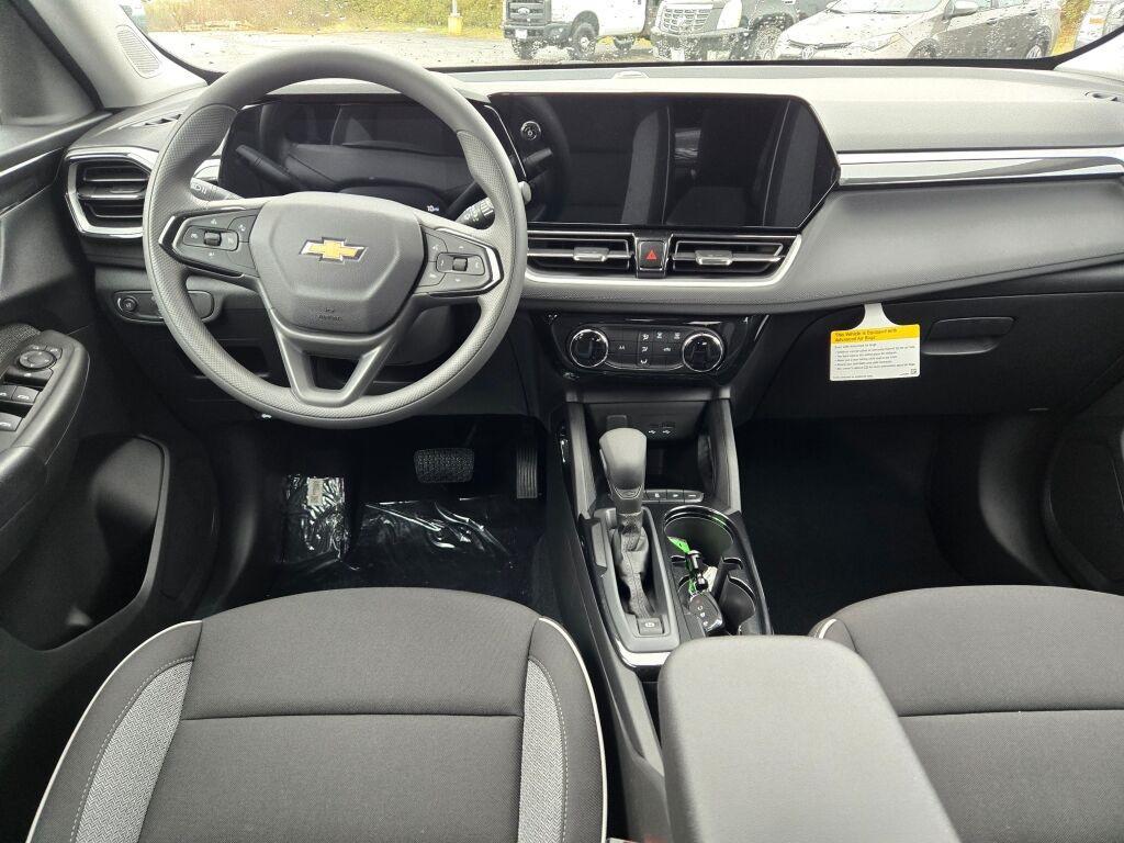 new 2026 Chevrolet TrailBlazer car, priced at $25,267
