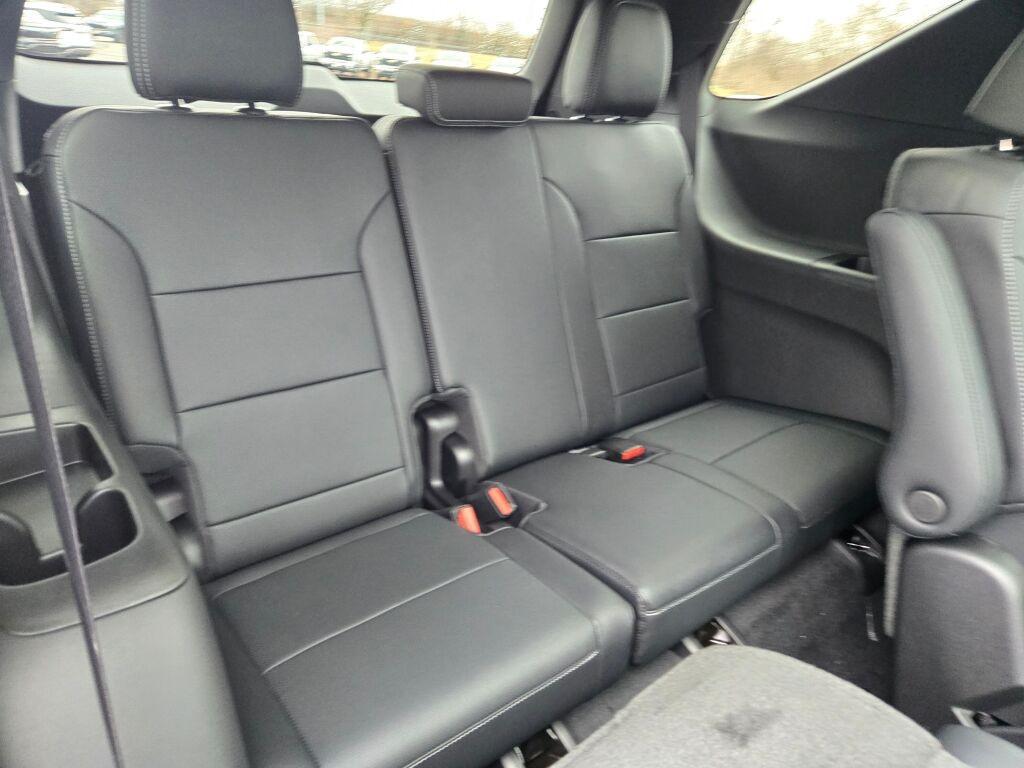 new 2026 Chevrolet Traverse car, priced at $45,920
