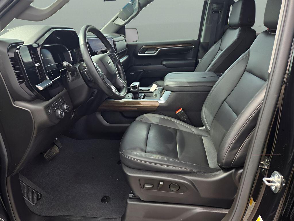 used 2024 Chevrolet Silverado 1500 car, priced at $52,950