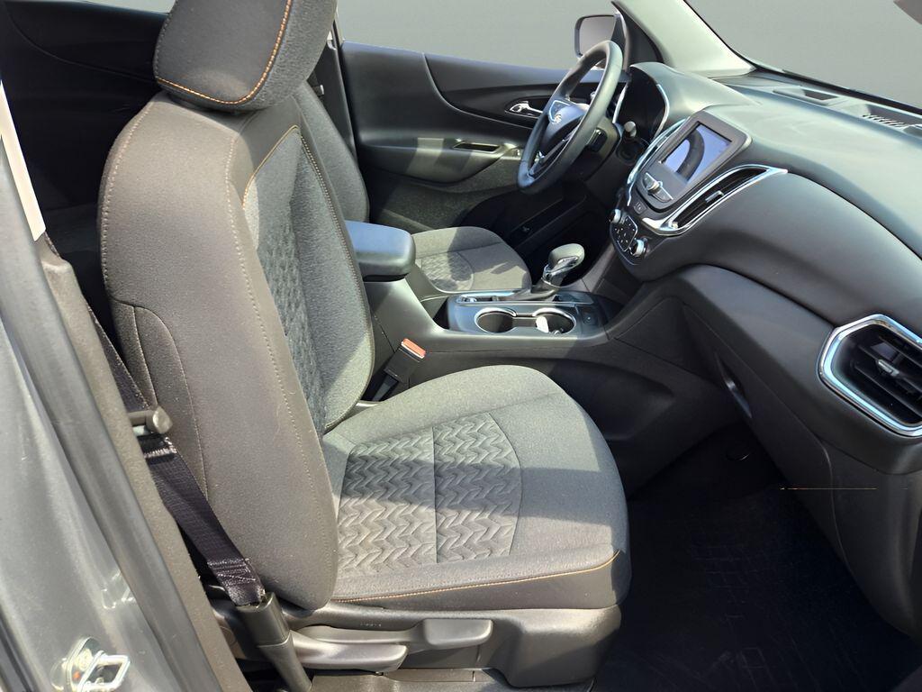 used 2023 Chevrolet Equinox car, priced at $20,990