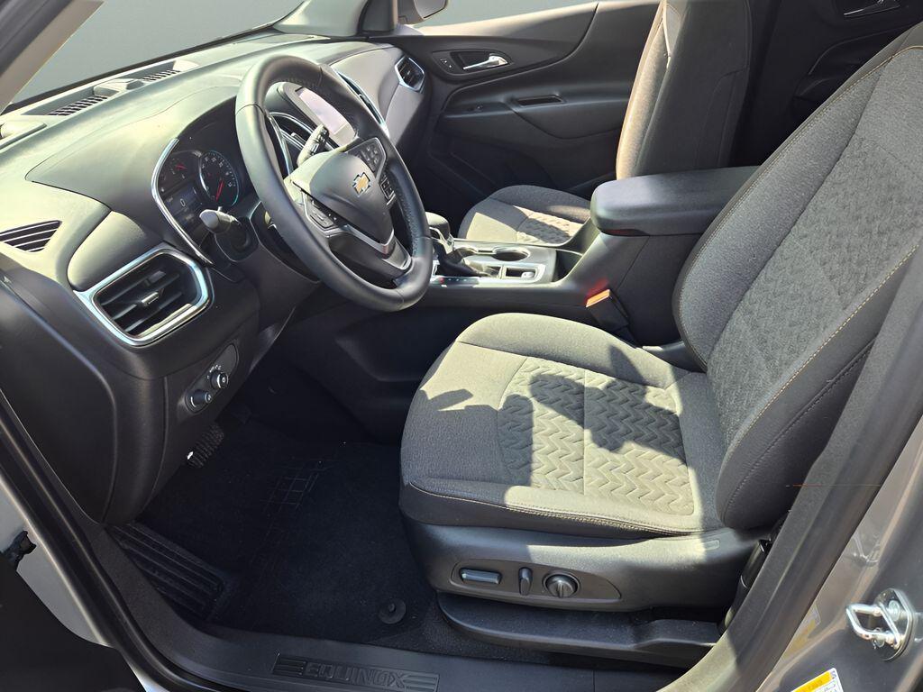 used 2023 Chevrolet Equinox car, priced at $20,990