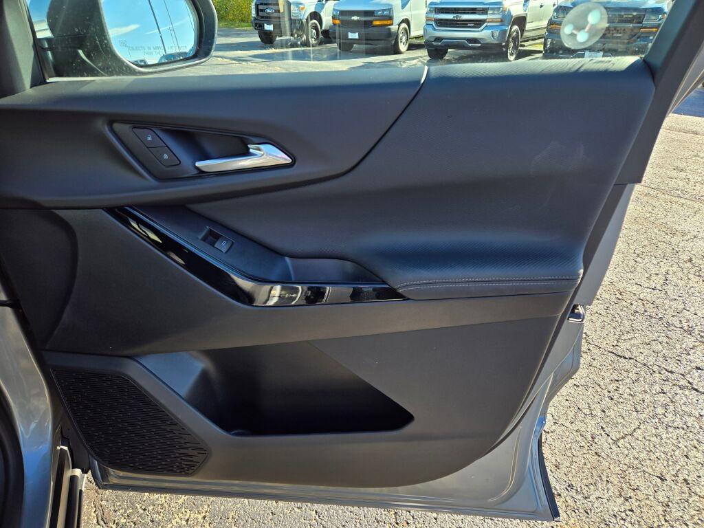 new 2026 Chevrolet Equinox car, priced at $26,997