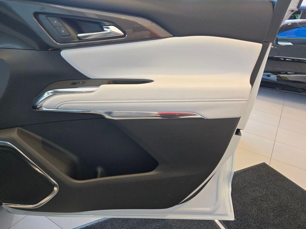 new 2026 Chevrolet Traverse car, priced at $54,997