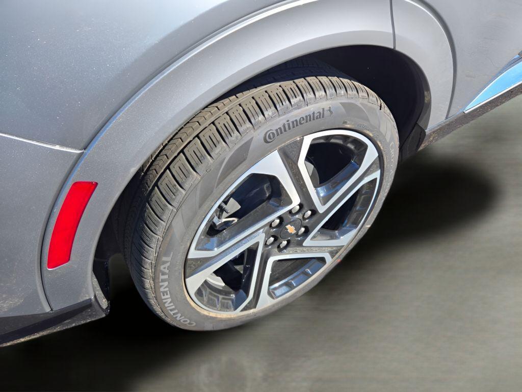 new 2026 Chevrolet Equinox EV car, priced at $34,404