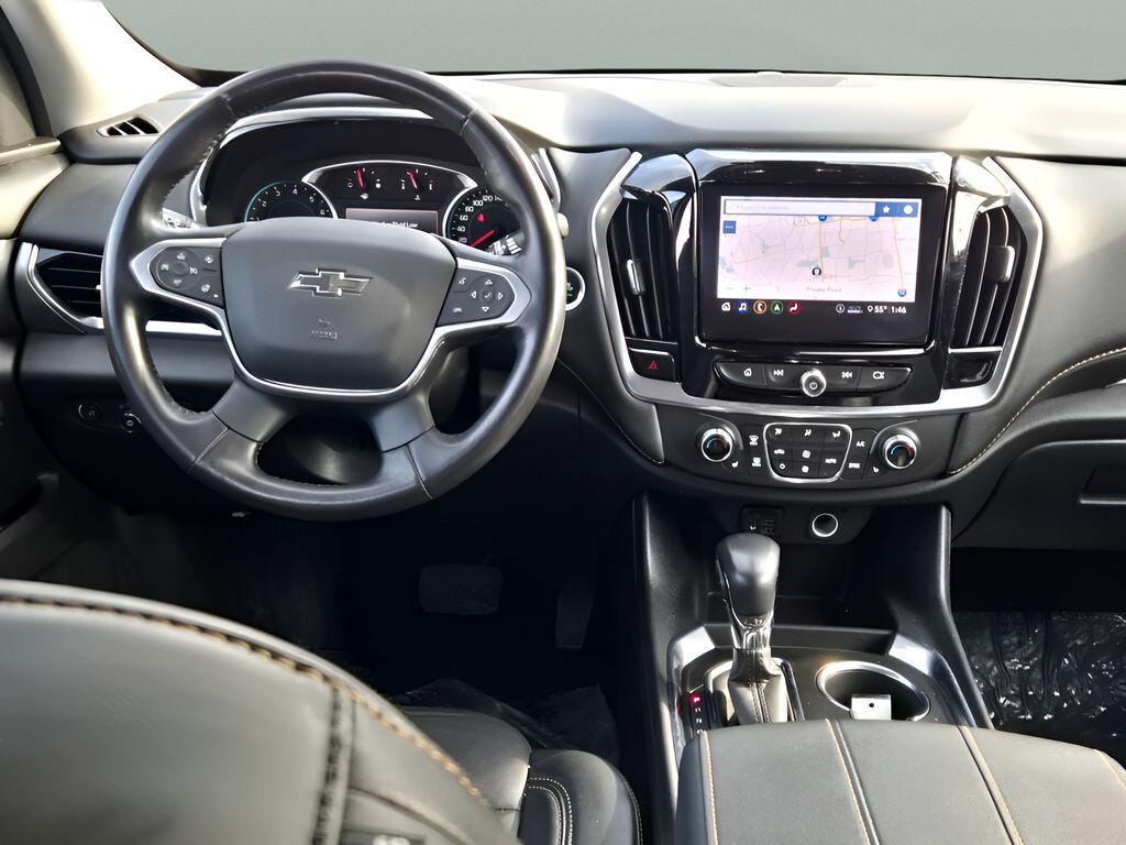 used 2021 Chevrolet Traverse car, priced at $31,900