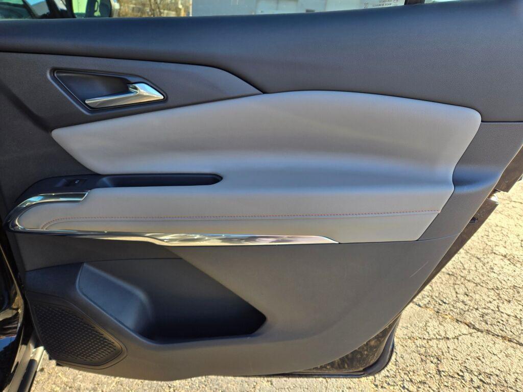 new 2026 Chevrolet Traverse car, priced at $46,545