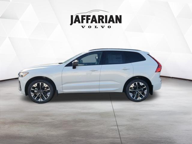 new 2026 Volvo XC60 car, priced at $58,505