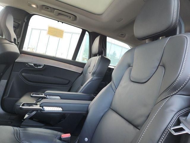 new 2026 Volvo XC90 car, priced at $76,460