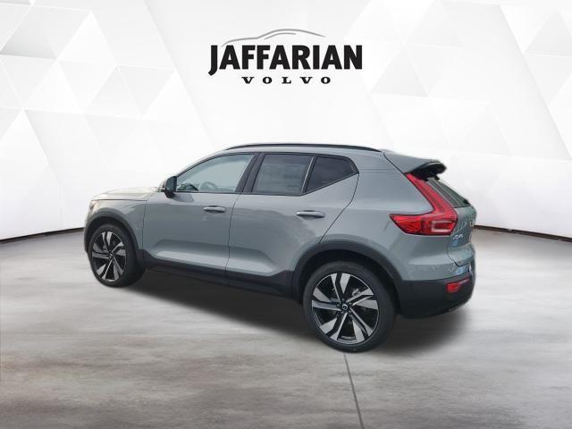 new 2026 Volvo XC40 car, priced at $52,525