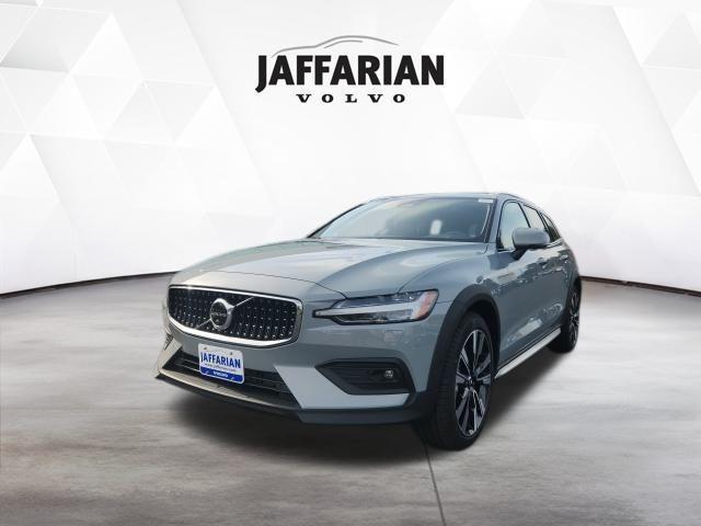 new 2026 Volvo V60 Cross Country car, priced at $64,125