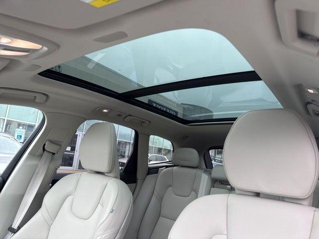 used 2023 Volvo XC60 car, priced at $33,500