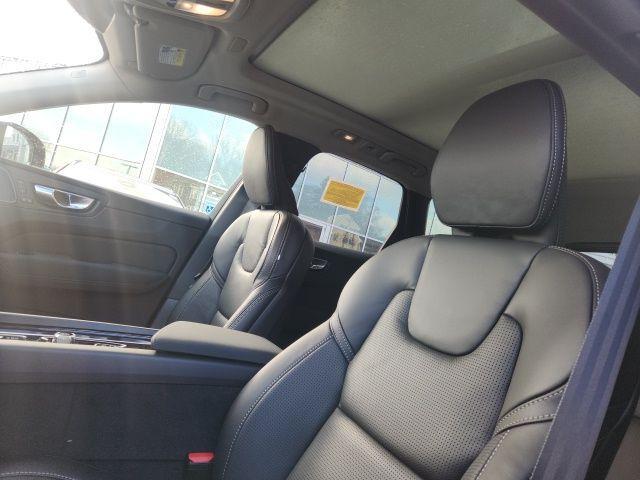 new 2026 Volvo XC60 Plug-In Hybrid car, priced at $76,205