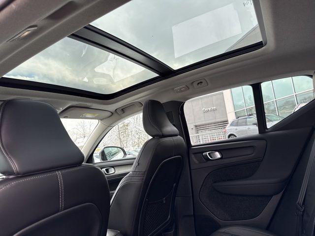 used 2023 Volvo XC40 car, priced at $28,788