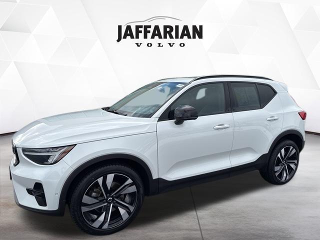 used 2023 Volvo XC40 car, priced at $28,788