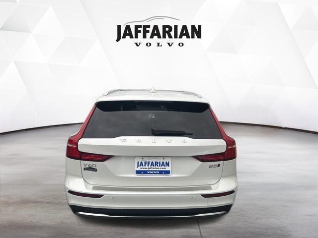 used 2024 Volvo V60 Cross Country car, priced at $39,500