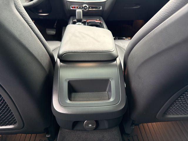 used 2024 Volvo V60 Cross Country car, priced at $39,500