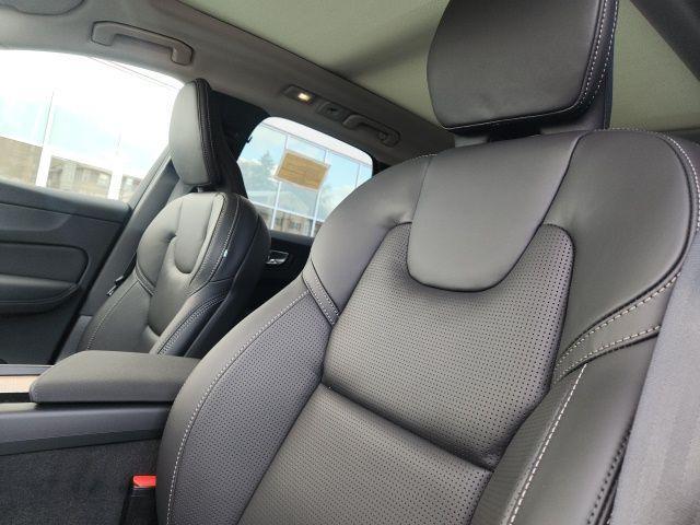 new 2026 Volvo XC60 car, priced at $63,055