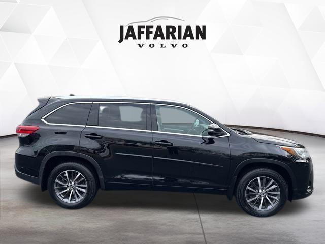used 2017 Toyota Highlander car, priced at $19,688