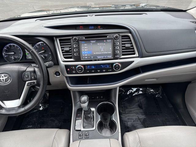 used 2017 Toyota Highlander car, priced at $19,688