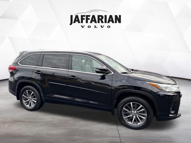 used 2017 Toyota Highlander car, priced at $19,688