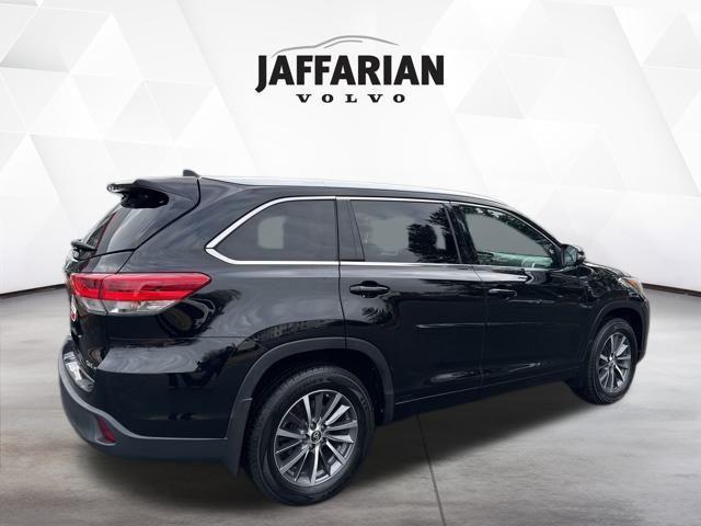 used 2017 Toyota Highlander car, priced at $19,688